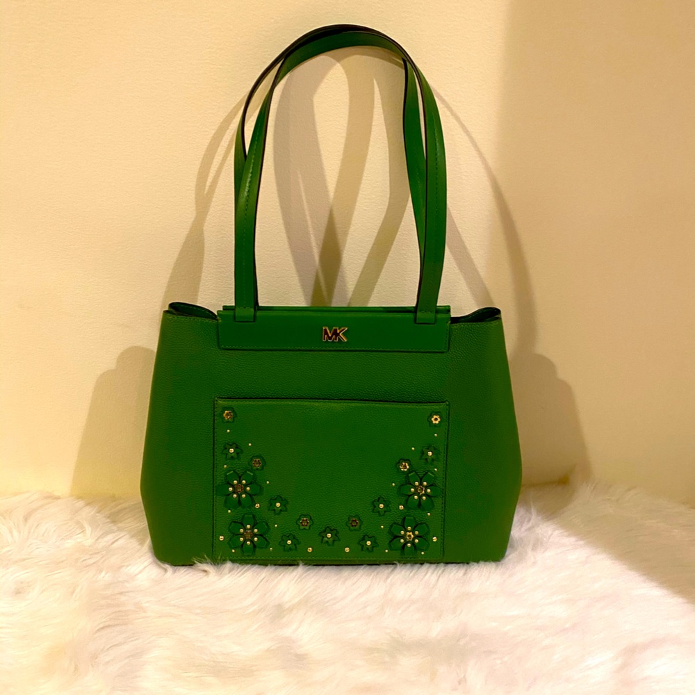 Michael Kors Meredith Tote
